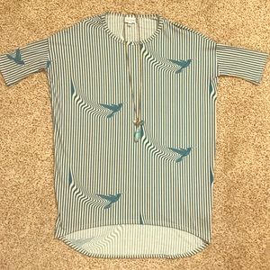 LuLaRoe IRMA barely worn cozy short sleeve top